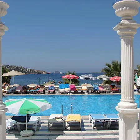 Golden Age Hotel 4*